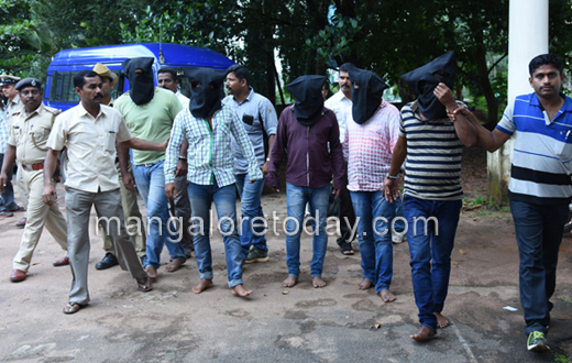 Police bust dacoity case within an hour